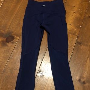 Navy Blue Lululemon size 4 ankle pants w mesh